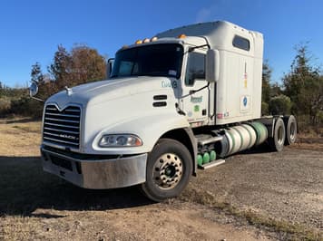 Main image Mack Pinnacle CXU613